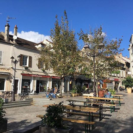 Le Saint Jean Appartement Melun Buitenkant foto